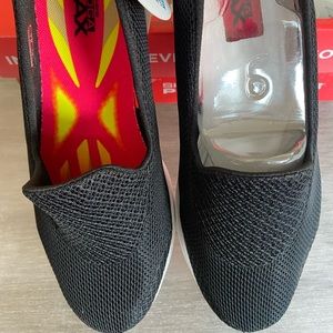 Skechers Go Walk 4 Shoes